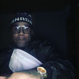 Meet your Posher, Johnathon